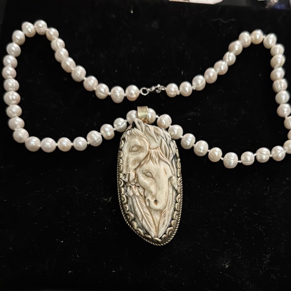 Elegant Fresh water Pearl Necklace with Carved Handcarved Horse Pendant